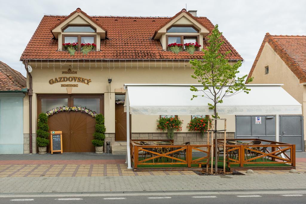 Penzion Gazdovsky Hostinec Topoľčianky Exterior foto